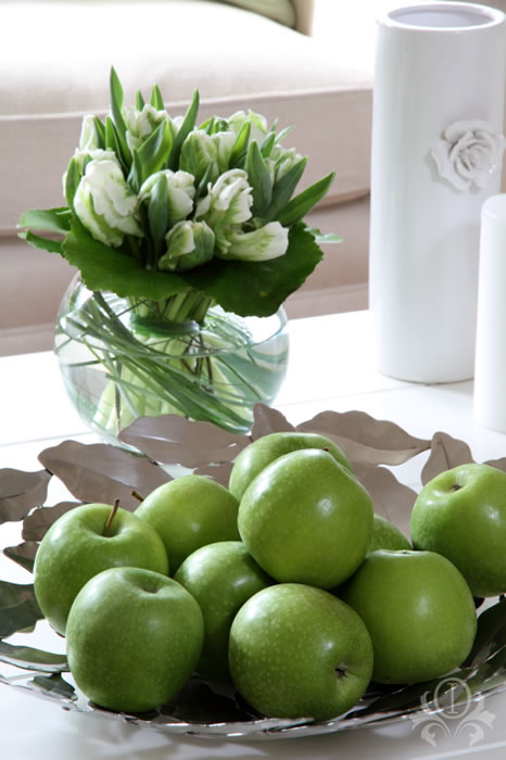 Coffee table detail in the drawing room of a detached Victorian house in Surrey, as featured in 25 Beautiful Homes.